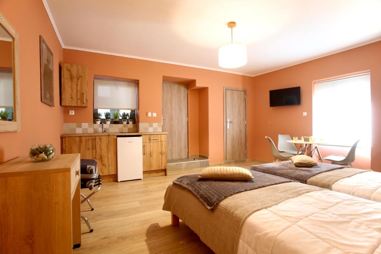 Gk Mediterranean Village - Airport Free Shuttle By Gk Properties Markópoulon Extérieur photo