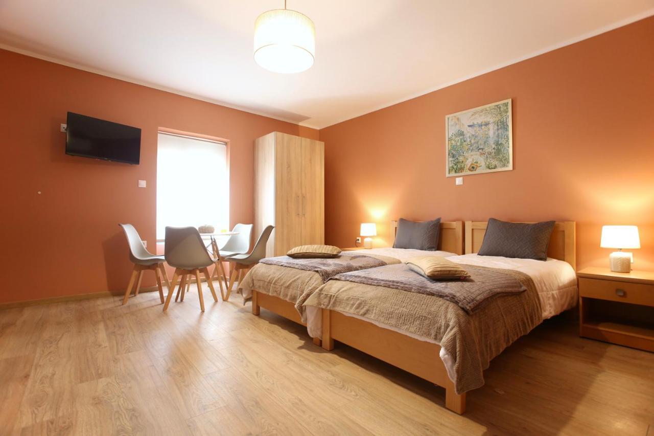 Gk Mediterranean Village - Airport Free Shuttle By Gk Properties Markópoulon Extérieur photo
