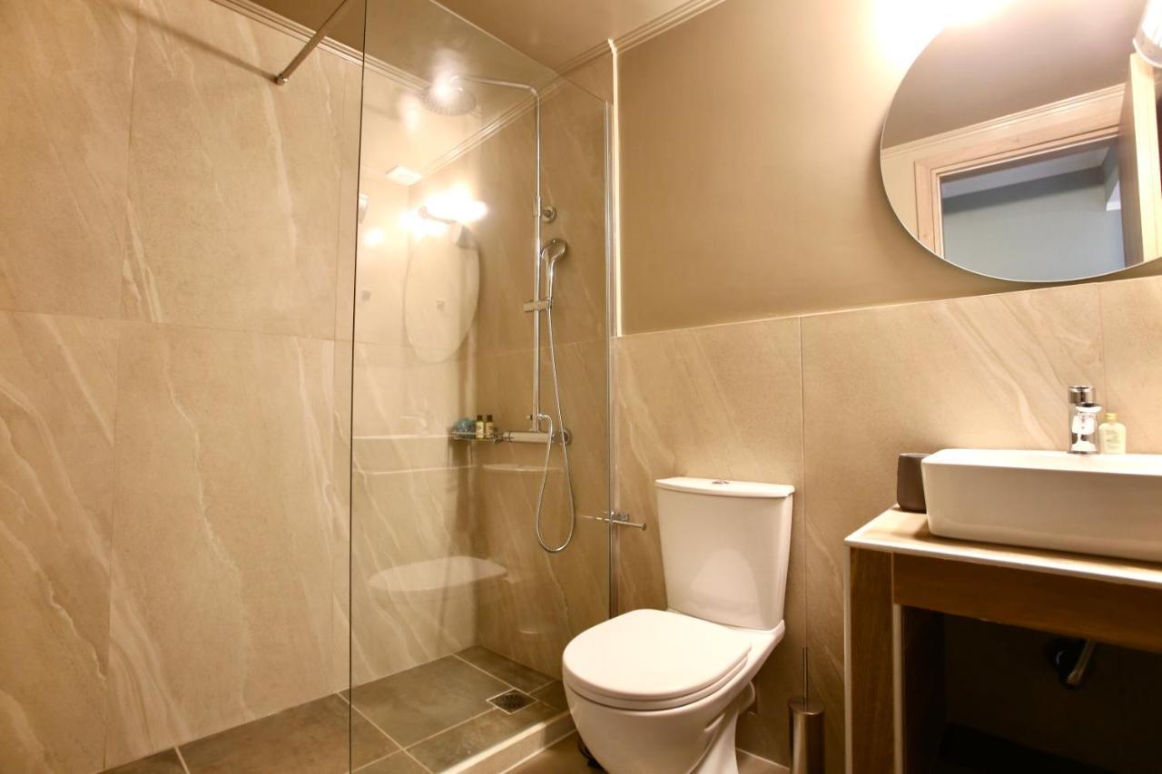 Gk Mediterranean Village - Airport Free Shuttle By Gk Properties Markópoulon Extérieur photo